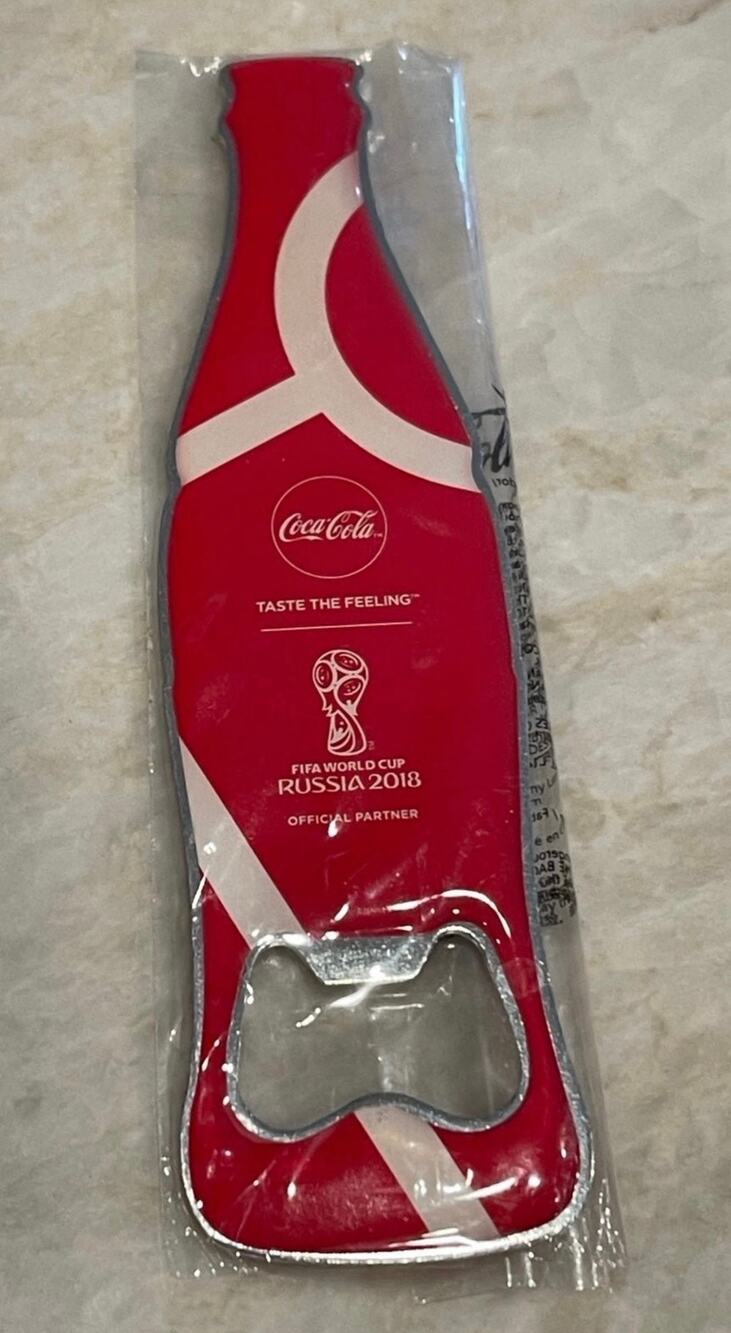 coca-cola bottle opener new in pckg  FIFA 2018